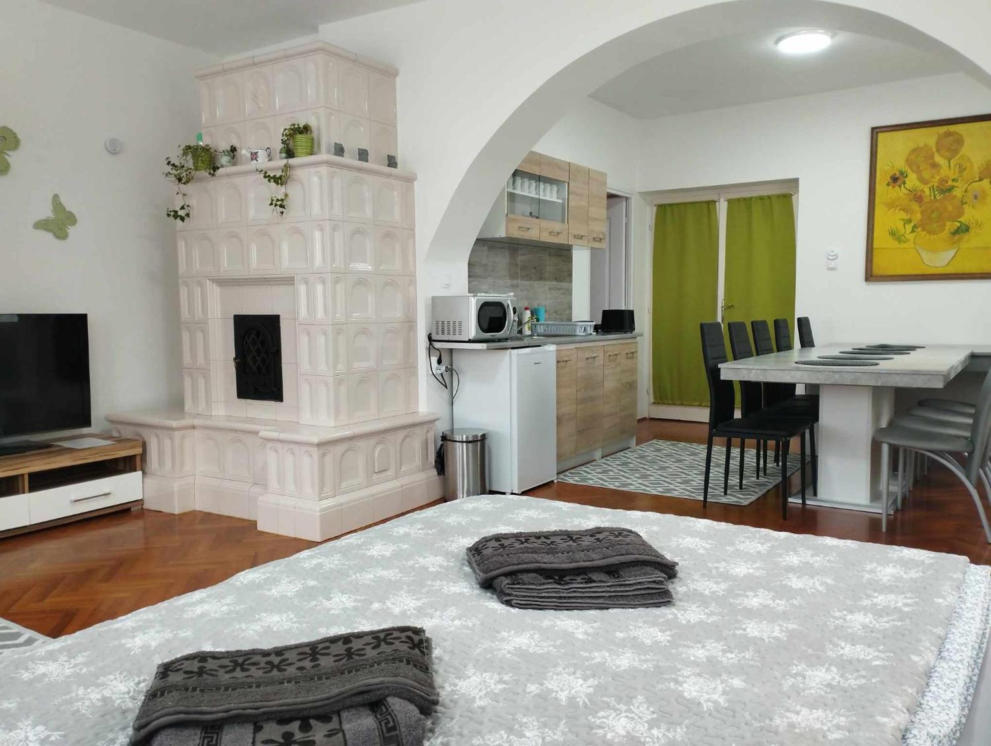 Viola Apartmanhaz Bogacs Ngoại thất bức ảnh
